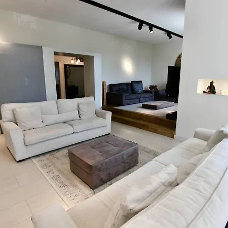 Miracle Villa