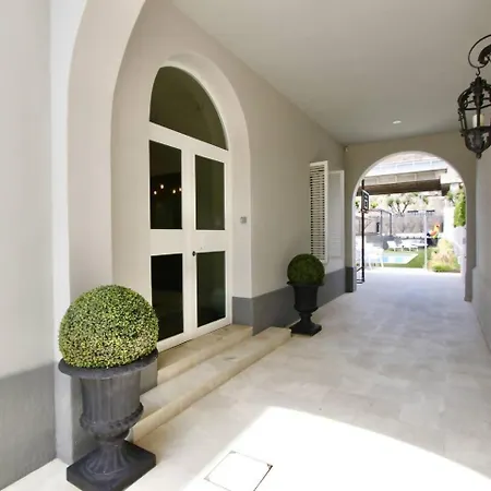 Miracle Villa